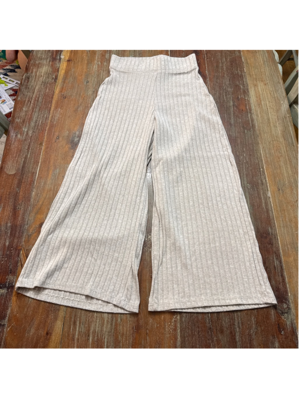Stradivarius Wide Leg Cropped Ribbed Pants XS Beige